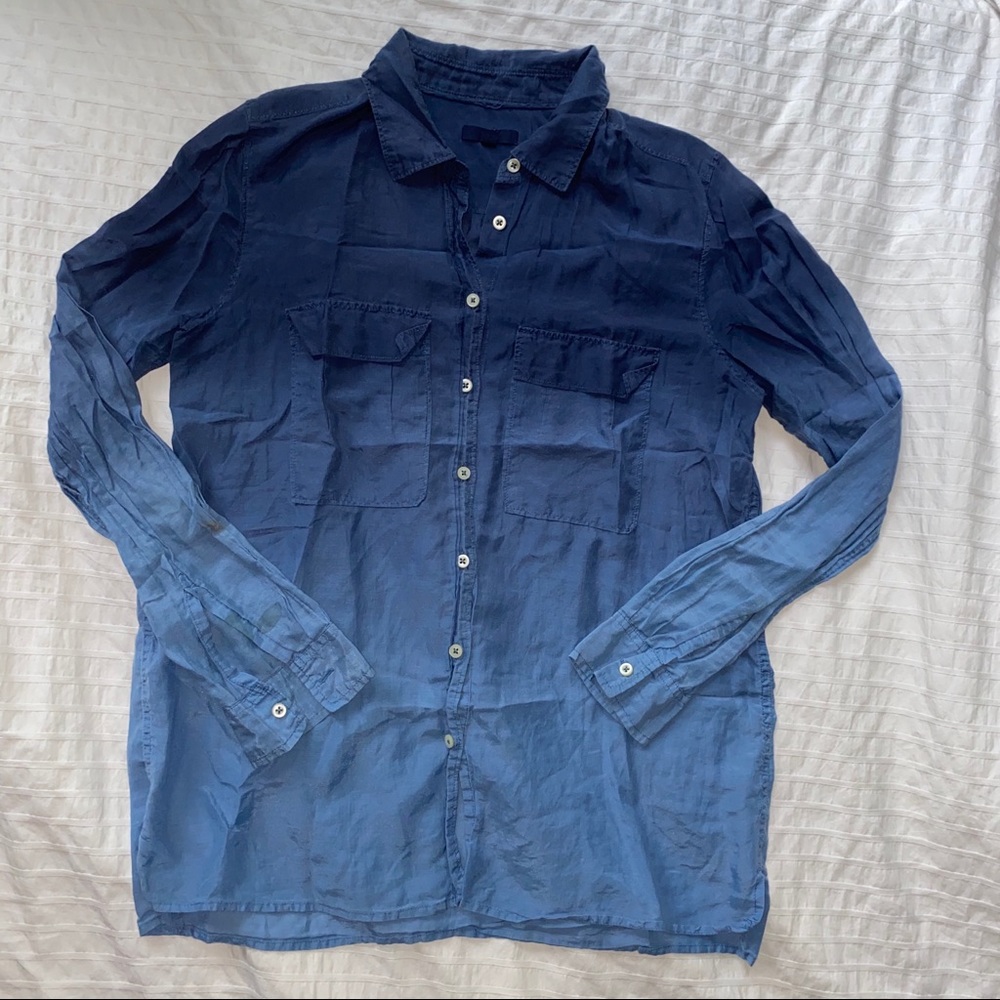 Ombré Gap Button Down